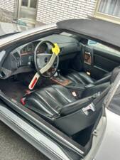 Image 2/8 de Mercedes-Benz 500 SL (1990)