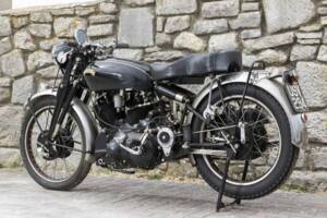 Bild 35/44 von Vincent Black Shadow C (1952)