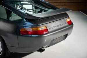 Afbeelding 32/42 van Porsche 928 S4 (1989)