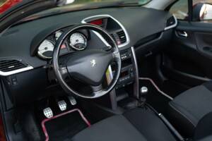 Image 37/50 of Peugeot 207 CC 1.6 VTi (2008)