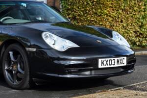 Imagen 11/20 de Porsche 911 Carrera (2003)