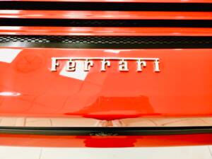 Afbeelding 27/33 van Ferrari 348 TB (1990)