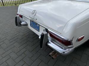 Bild 21/50 von Mercedes-Benz 280 SL (1969)
