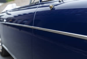 Image 15/27 of Rolls-Royce Silver Cloud III &quot;Chinese Eyes&quot; (1966)