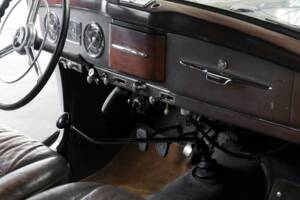 Image 29/50 de Mercedes-Benz 170 S Cabriolet A (1951)