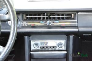 Bild 32/50 von Mercedes-Benz 230/6 (1973)