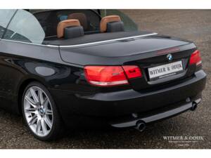 Image 24/32 de BMW 335i (2008)