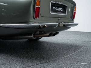 Bild 22/40 von Aston Martin DB 6 (1965)