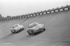 Imagen 2/50 de Alfa Romeo Giulietta SZ (1961)