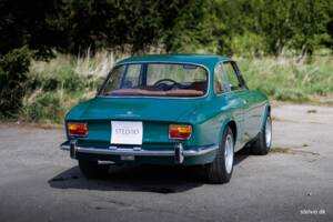 Bild 10/39 von Alfa Romeo 1750 GT Veloce (1971)