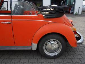 Imagen 7/40 de Volkswagen Coccinelle 1303 LS (1973)