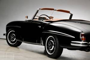 Afbeelding 9/27 van Mercedes-Benz 190 SL (1960)