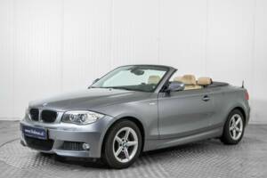 Immagine 1/50 di BMW 120i (2012)