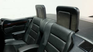 Immagine 10/20 di Mercedes-Benz E 220 (1996)