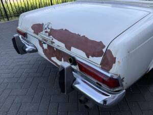 Image 6/50 de Mercedes-Benz 230 SL (1967)