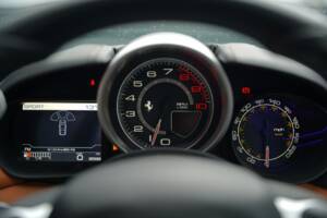 Bild 21/50 von Ferrari California T (2016)