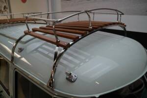 Image 11/50 of Volkswagen T1 panel van (1964)
