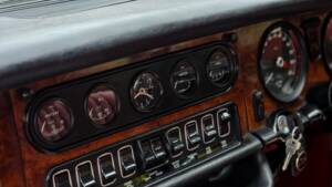 Image 20/50 of Jaguar XJ 6 4.2 (1972)