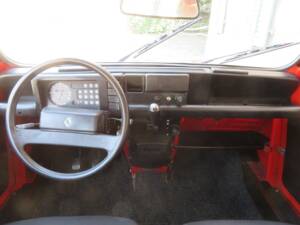 Imagen 10/21 de Renault R 4 (1975)