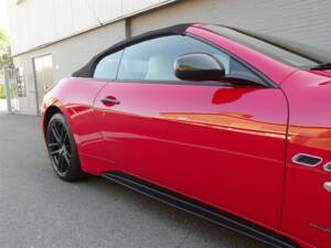 Image 24/99 of Maserati GranCabrio Sport (2015)