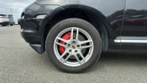 Image 48/50 of Porsche Cayenne Turbo (2007)