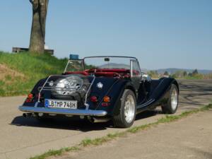 Bild 23/26 von Morgan Plus 8 Inj. (1989)