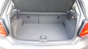 Immagine 11/12 di Volkswagen Polo IV 1.4 (2009)