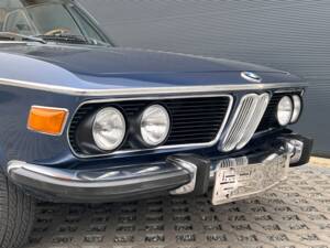 Image 20/28 of BMW 3.0 CS (1975)