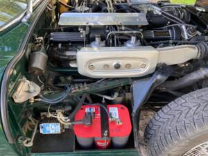 Afbeelding 37/47 van Jaguar E-Type V12 (2+2) (1973)
