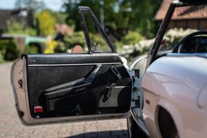 Image 24/40 of Alfa Romeo 2.0 Spider (1987)
