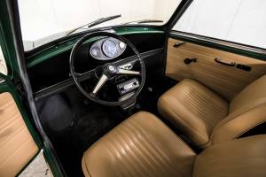 Image 21/50 of Mini 850 (1974)