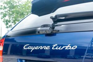 Image 13/25 of Porsche Cayenne Turbo (2008)