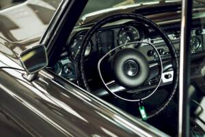 Image 12/38 de Mercedes-Benz 280 SL (1970)