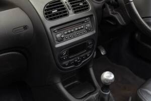 Image 37/50 of Peugeot 206 CC 1.6 16V (2003)