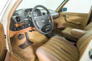 Bild 11/50 von Mercedes-Benz 300 D (1983)