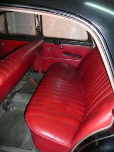 Image 4/30 of Mercedes-Benz 180 Db (1961)