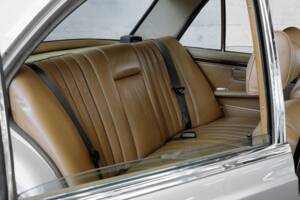 Immagine 38/50 di Mercedes-Benz 300 SEL 6.3 (1968)
