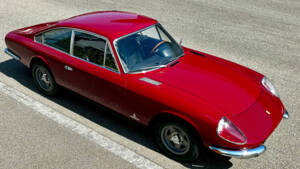 Imagen 6/12 de Ferrari 365 GT 2+2 (1971)
