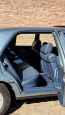 Image 56/147 de Mercedes-Benz 450 SEL 6,9 (1976)