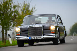 Image 21/78 of Mercedes-Benz 600 (1965)