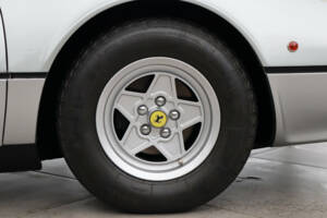 Bild 24/50 von Ferrari 308 GTB (1977)