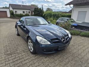 Afbeelding 17/22 van Mercedes-Benz SLK 200 Kompressor (2006)
