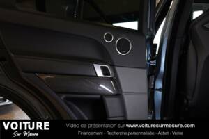 Image 34/50 of Land Rover Range Rover Sport SVR (2017)