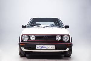Imagen 2/27 de Volkswagen Golf Mk II Gti 1.8 (1988)