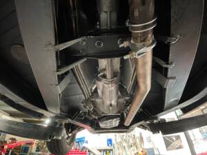 Image 32/39 of Triumph TR 250 (1967)