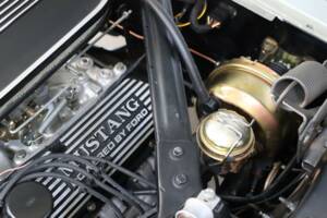 Image 46/50 de Ford Mustang 289 (1966)