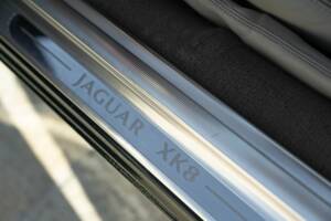 Image 49/50 of Jaguar XK8 4.0 (1998)