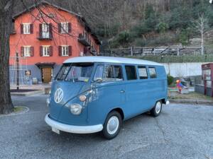Image 1/28 of Volkswagen T1 Kombi (1966)