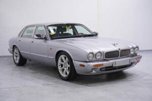 Bild 1/8 von Jaguar XJR 4.0 (2000)