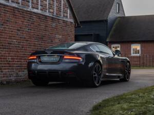 Afbeelding 24/69 van Aston Martin DBS (2012)